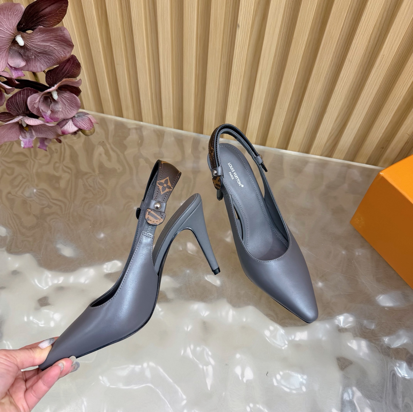 Women's high heels